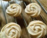 A picture of step 5 of Maple Sablé Poche - Maple Flavored Vegetarian Cookies.