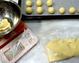 A picture of step 13 of Light Crispy Snowball Cookies.