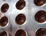 Foto del paso 2 de la receta: Bombones de chocolate rellenos de rompope