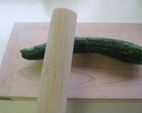 A picture of step 3 of Pounded Cucumber Sprinkled with Sesame Salt.