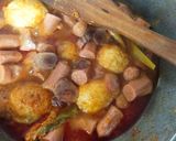 Foto langkah ke 3 dari resep Telur dan sosis bumbu bali.