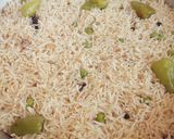 A picture of step 8 of چکن مٹر پلاؤ 🥗🍛.