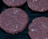 Foto del paso 2 de la receta: Hamburguesas caseras fácil y prácticas