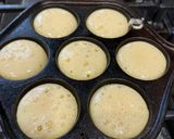 Foto langkah ke 3 dari resep Kue Cubit Empuk.