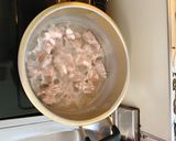 A picture of step 2 of Pork Rib and Vegetable Soup.