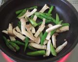 A picture of step 6 of Easy Italian Dish with Asparagus and King Oyster Mushrooms.