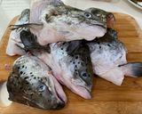 A picture of step 1 of Tom Yum Head Salmon’s Clear Soup.