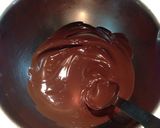 A picture of step 1 of Very Easy Chocolate Crunch.