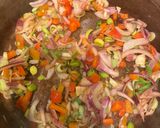 Foto del paso 2 de la receta: Arroz con pollo 🍗 y 🍄 😋