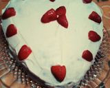 Foto del paso 4 de la receta: Torta de chocolate, duraznos, crema y frutillas