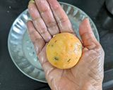 A picture of step 4 of Schezwan Upma bites.