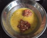 Foto langkah ke 4 dari resep Lobak putih masak Daging ayam cincang Goreng telur.