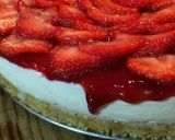 Foto del paso 7 de la receta Tarta de queso con mermelada de fresa