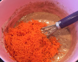 Foto del paso 5 de la receta: Bizcocho (Pastel) de zanahoria con cubierta de queso crema