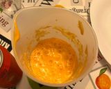 Foto del paso 4 de la receta: Fideos fritos con langostinos y emulsión de pimientos piquillo