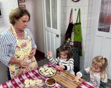 Foto del paso 1 de la receta: Alfajores con mis nietas