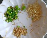A picture of step 2 of Shahi rani palak paneer.