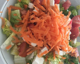Foto del paso 2 de la receta: Ensalada con pollo empanado con avena