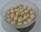 A picture of step 4 of Super Soft Dahi Vada Recipe.