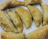 A picture of step 7 of Baked Meat pie.
