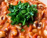 Foto del paso 4 de la receta: Porotos tape u ojitos 👀 negros con arroz en gustosa salsa de tomate con caldo casero 🍅 🌾 🫘