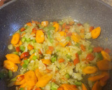 Foto del paso 1 de la receta: Pollo con guisantes y comino