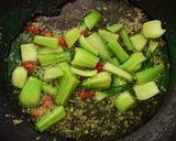 Foto langkah ke 3 dari resep Tumis pokcoy.