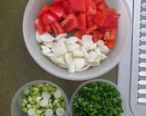 A picture of step 2 of Chicken sweet and sour sauce.