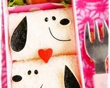A picture of step 7 of Hello Kitty Sandwich Bento.