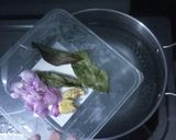 Foto langkah ke 1 dari resep 4. Sayur Bayam (Sayur Bening).