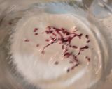 Foto del paso 9 de la receta Tarta de mousse de frambuesa y mango y bizcocho de pistachos