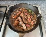 Hình bước làm 1 của món Cơm bò 🐮