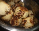 Foto del paso 5 de la receta: Pancitos saborizados de cebolla