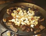 Foto del paso 3 de la receta: Paella de costillas y coliflor