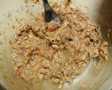 A picture of step 2 of [Farmhouse Recipe] Chinese Cabbage and Canned Mackerel in Miso.
