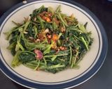 Foto langkah ke 4 dari resep Sayur Kangkung Saos Tiram.