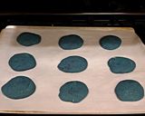 A picture of step 7 of Patriotic Whoopie Pies.