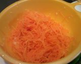 A picture of step 2 of Carrot Tuna Salad.