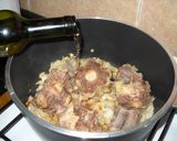 Foto del paso 6 de la receta: Rabos al vino blanco