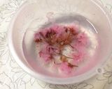 A picture of step 9 of Spring Scenery Sakura Cookies.