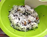 A picture of step 3 of Inarizushi with Hijiki for Cherry Blossom Viewing.