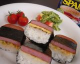 A picture of step 6 of Spam Musubi.