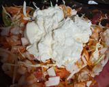 Foto del paso 7 de la receta: Ensalada de surimi y camarones