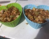 Foto langkah ke 4 dari resep Nasi kepal orak arik ayam.