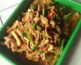 Foto langkah ke 6 dari resep Tumis Pedas Usus Ayam.