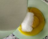 Une image de l'étape 1 de Letter cake base génoise.