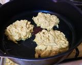 A picture of step 6 of Chicken Patties in Green Sauce.