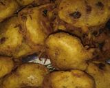 A picture of step 4 of Beh pakoray. (lotus root).