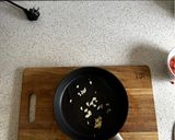Foto del paso 2 de la receta Migas de coliflor con longaniza