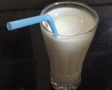 வெண்ணிலா ஐஸ்க்ரீம் மில்க் ஷேக் (Vannila icecream milkshake recipe in tamil) ரெசிபி ஸ்டேப் 4 புகைப்படம்
